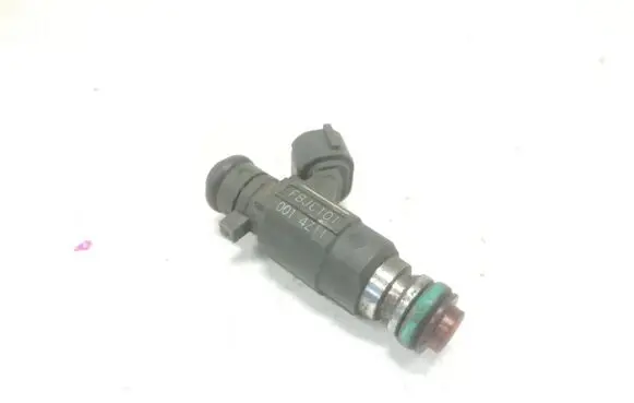 Subaru Legacy Fuel injector