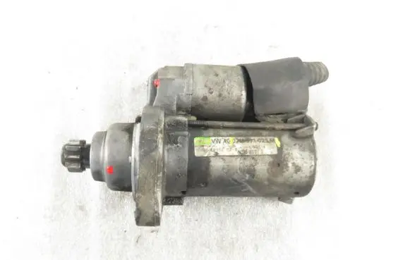 Volkswagen Golf V Starter motor 02M911023M