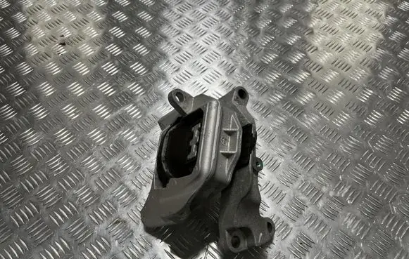 Nissan X-Trail T33 Engine mount vacuum valve PU12830