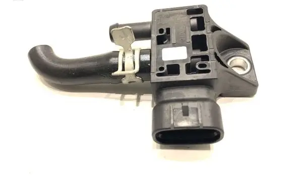 Lexus LBX Exhaust gas pressure sensor 89481K0010