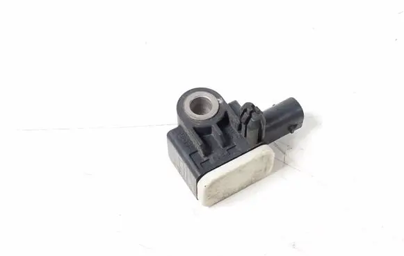 Mercedes-Benz B W246 W242 Airbag deployment crash/impact sensor A1668210151