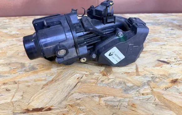 Nissan Qashqai+2 Throttle valve 8201061908 A2C53350932 H820106108