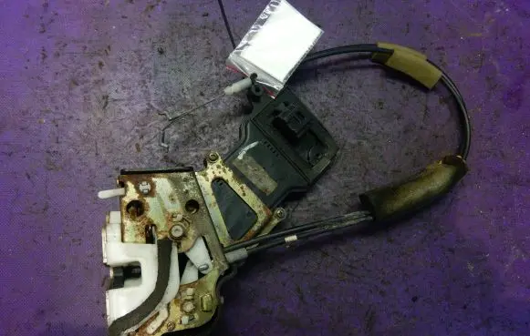 Mazda 6 Rear door lock