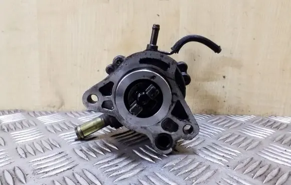 Toyota Corolla Verso E121 Vacuum pump 2930027010 0810002590