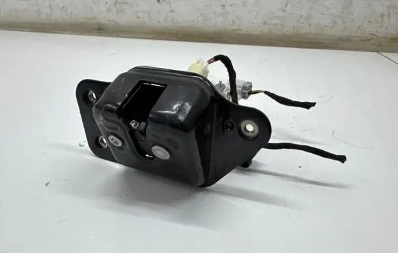 Jeep Cherokee Tailgate/trunk/boot lock/catch/latch 