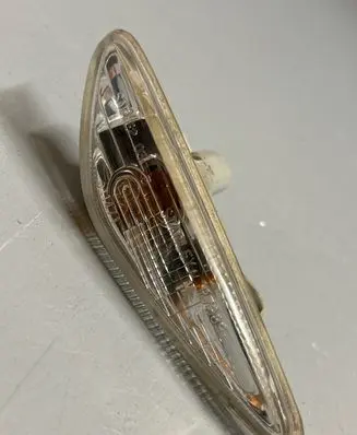 Mazda 6 Front fender indicator light 011471 P7389