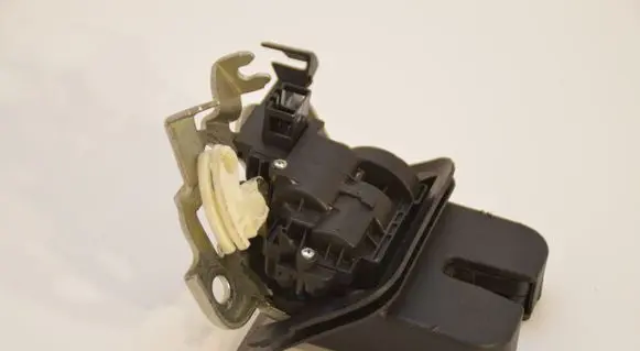 Audi A5 8T 8F Tailgate/trunk/boot lock/catch/latch 8K9827505