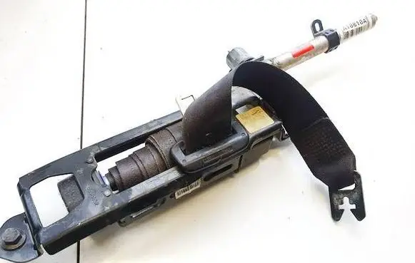 Volvo V50 Front seatbelt 6012243l0m