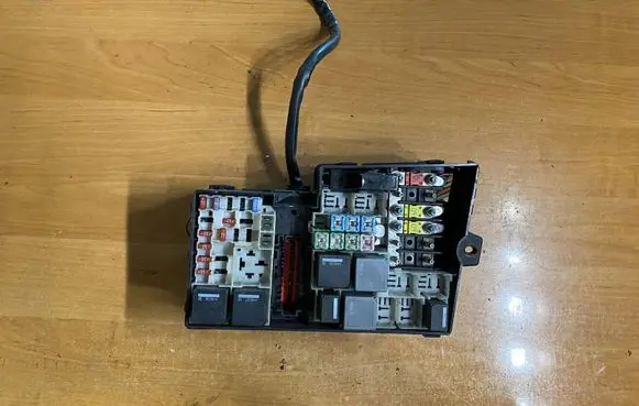 Ford Focus Fuse box set 3M5T14A067BC 518804109