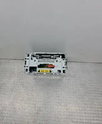 Ford Ka Radio/CD/DVD/GPS head unit 5S5T18C815CB V023985 10R020387