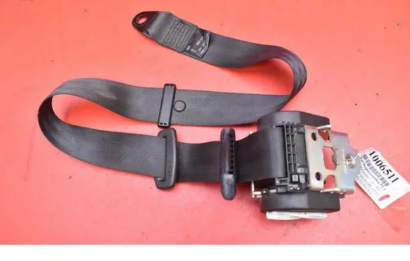 Opel Combo D Front seatbelt 735556828