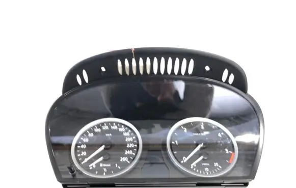 Speedometer (instrument cluster)