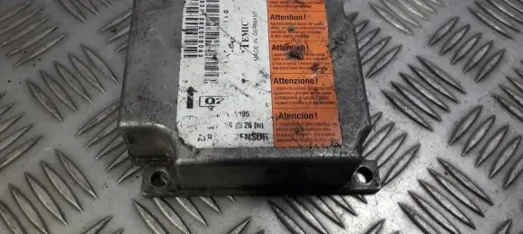Mercedes-Benz E W210 Airbag control unit/module 0018202326 9195