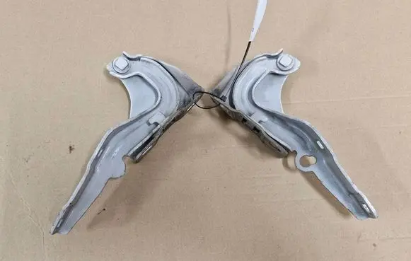 Fiat Panda III Engine bonnet/hood hinges 543543534543354