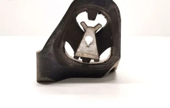 Volvo V40 Engine mount bracket 31430432
