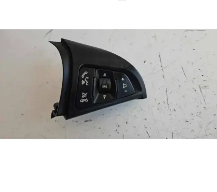 Steering wheel buttons/switches