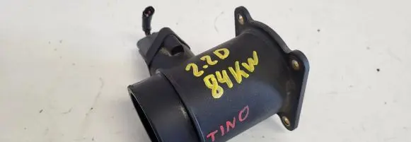 Nissan Almera Tino Mass air flow meter 1080518 LM1093