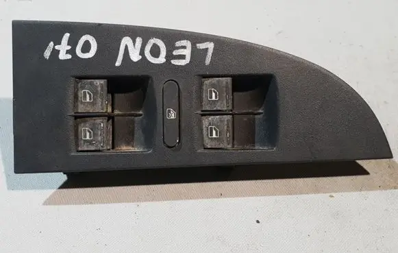 Seat Leon (1P) Electric window control switch 1P1867171A 156023122