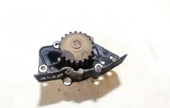 Hyundai Lantra II Water pump 9627668010