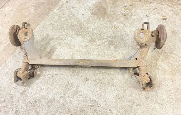 Seat Toledo II (1M) Rear axle beam 