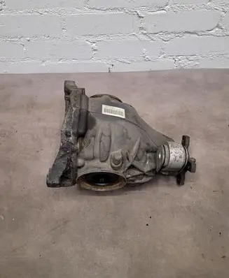 Mercedes-Benz CLS C218 X218 Rear differential A2043610508 2183500200 A2033510705