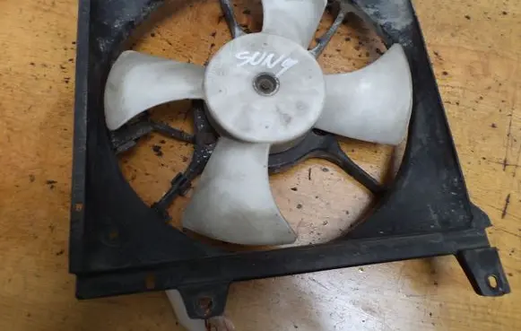 Nissan Sunny Electric radiator cooling fan