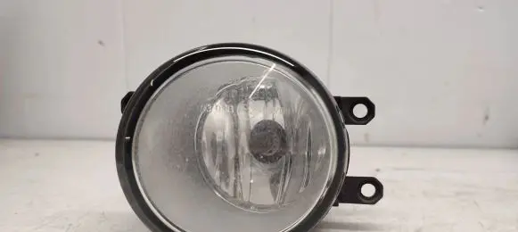 Toyota Avensis T250 Front fog light 812200d042