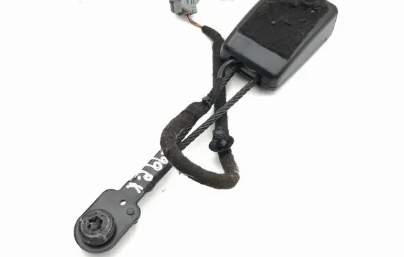 Maserati Ghibli Front seatbelt buckle 670016905 L0339857AB 626115100A