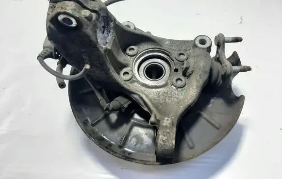 Volkswagen Sharan Front wheel hub