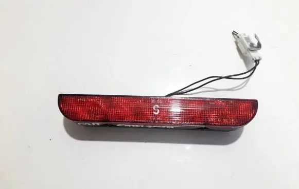 Mitsubishi Carisma Third/center stoplight 0996400 s3-02e351020