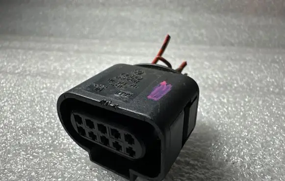 Audi Q7 4L Front door lock 1J0973715