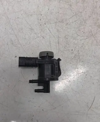 Volkswagen Transporter - Caravelle T5 Turbo solenoid valve 1K0906283A