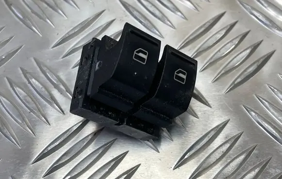 Skoda Octavia Mk2 (1Z) Electric window control switch 1Z0959858