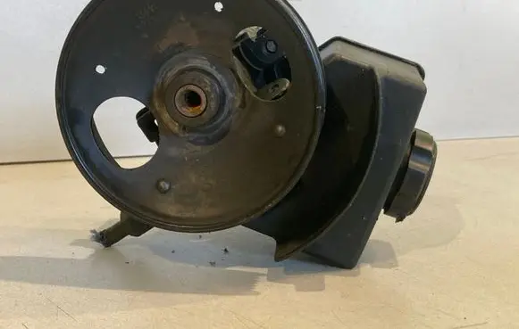 Volvo S80 Power steering pump 1275727