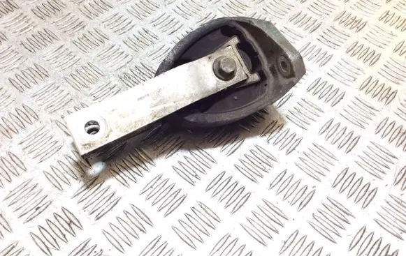 Volvo XC90 Engine mount bracket 31339951