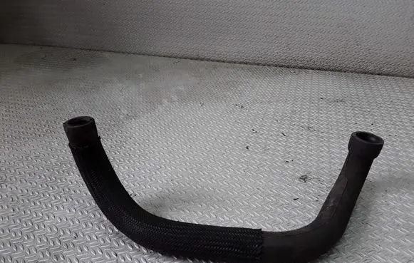 Mercedes-Benz C W203 Breather/breather pipe/hose A1111410883