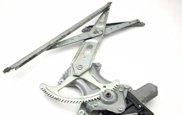 Toyota Prius (XW30) Front door window regulator with motor 8571047110