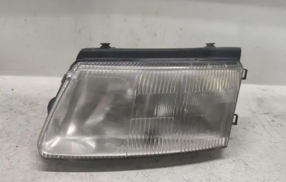 Volkswagen PASSAT B5 Headlight/headlamp