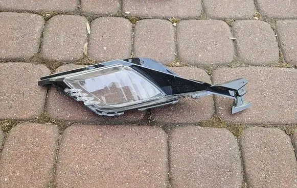Toyota Camry VIII XV70 Headlight lense 