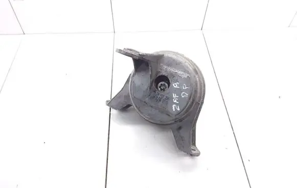 Opel Zafira A Engine mount bracket 24427298