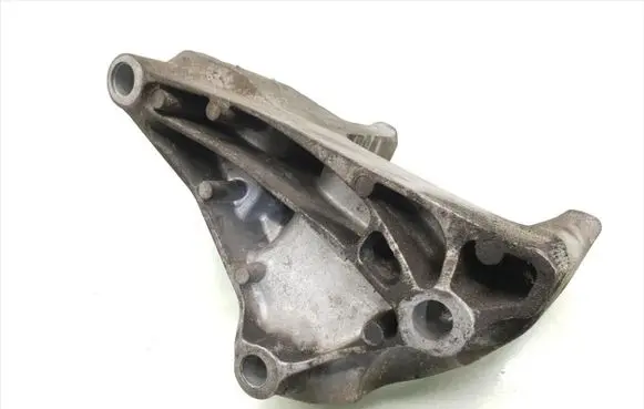 Peugeot 407 Engine mounting bracket 326C27L