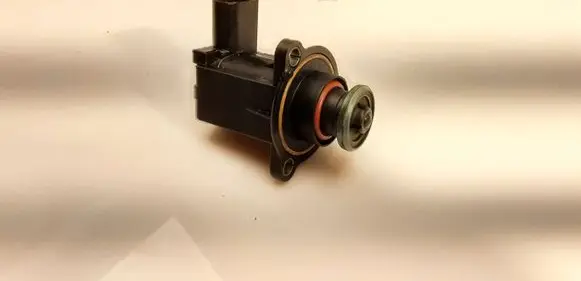 Volkswagen Golf VI Turbine electric control actuator 06F145710G