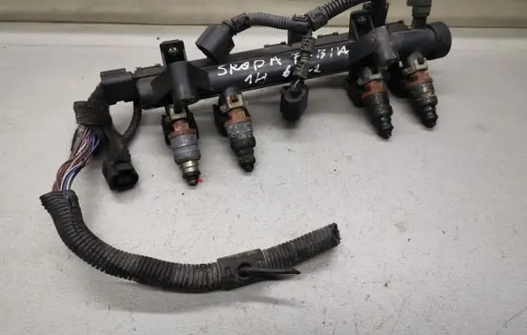 Fuel injectors set