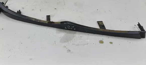 BMW 3 E46 Under headlight/headlamp trim 51137030554