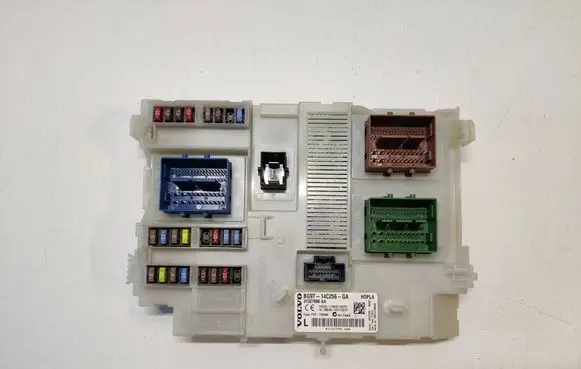 Volvo V70 Comfort/convenience module BG9T14C256GA 31327996AA