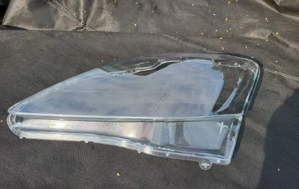 Lexus IS 220D-250-350 Headlight lense 