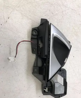 Citroen DS5 Front door interior handle 9688506377
