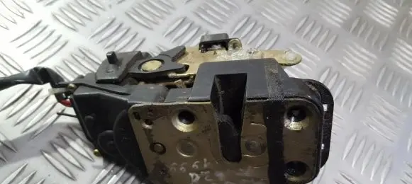 Mazda 626 Rear door lock