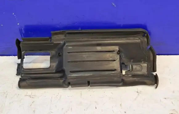Volvo S80 Intercooler air guide/duct channel 31217065