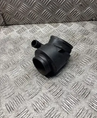 Audi A6 S6 C6 4F Turbo air intake inlet pipe/hose 059129955A